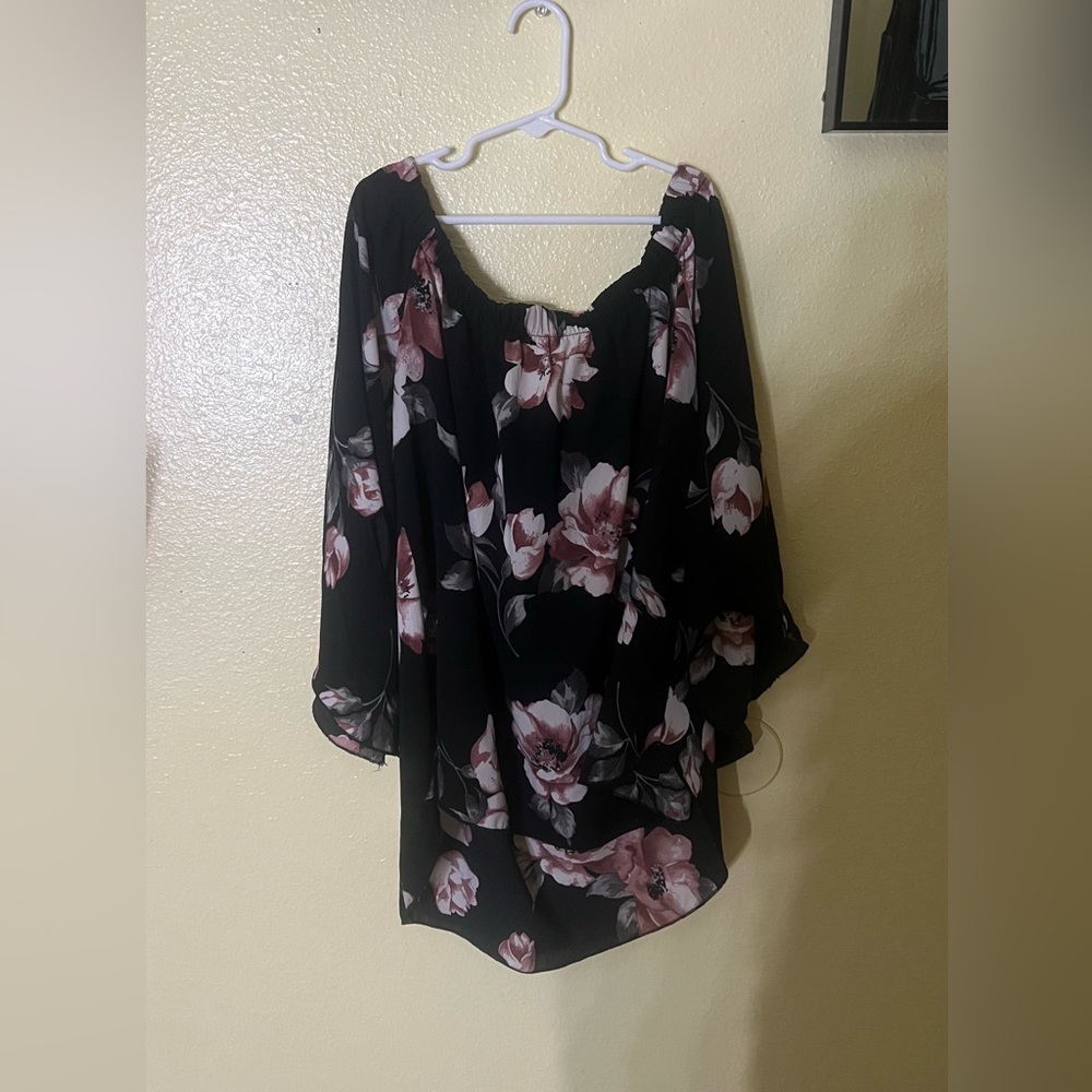 Floral Off The Shoulder Top (It is see-through)